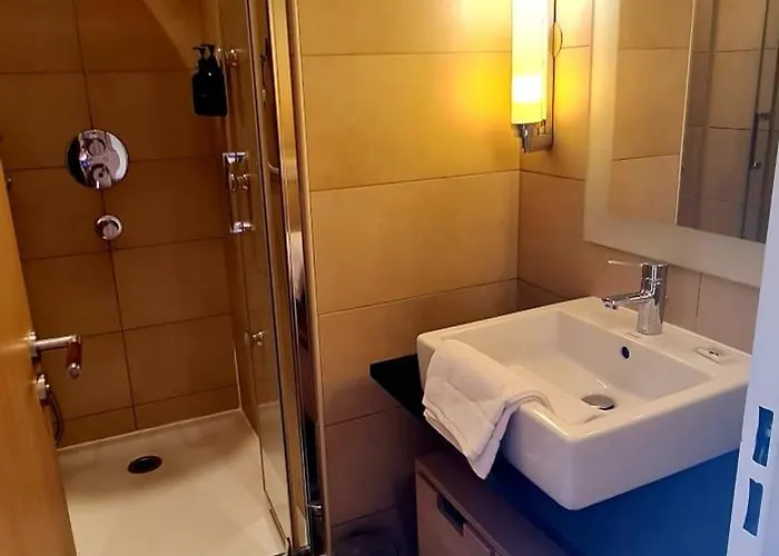 Hakuna Matata Domaine Des 3 Forets-pmr-6 Personnes Sauna Balneo-acces Aquamondo Non Inclus