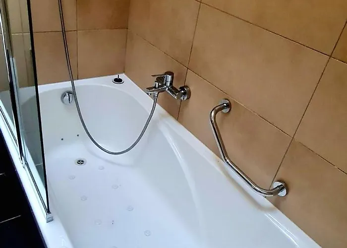 Дом отдыха Hakuna Matata Domaine Des 3 Forets-pmr-6 Personnes Sauna Balneo-acces Aquamondo Non Inclus Аттиньи